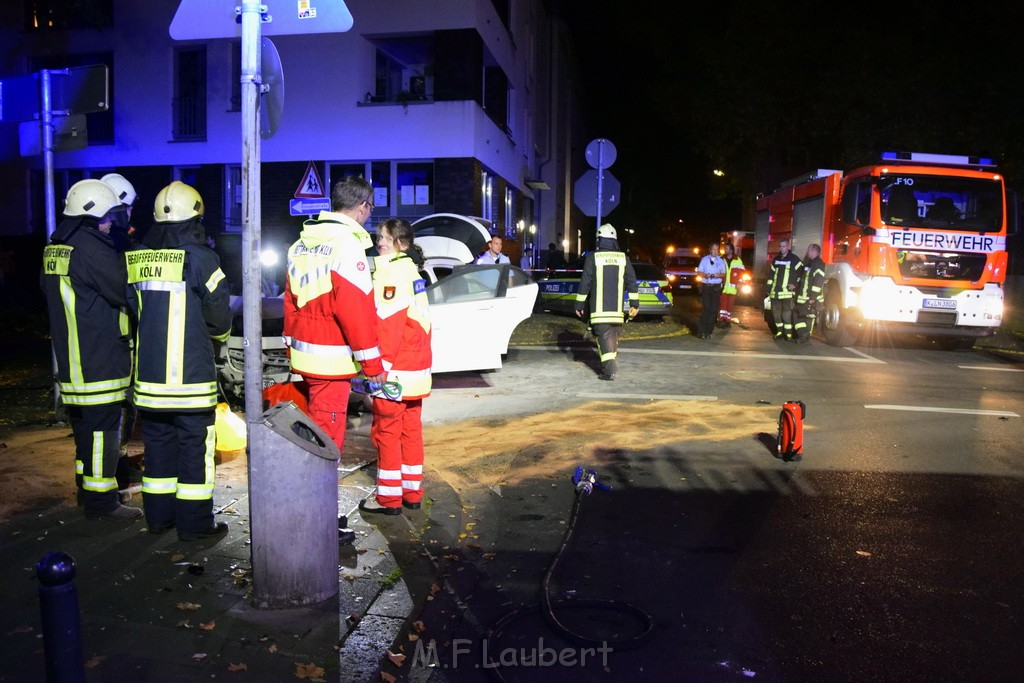 VU Auto 1 Koeln Kalk Remscheiderstr Falckensteinstr P048.JPG - Miklos Laubert